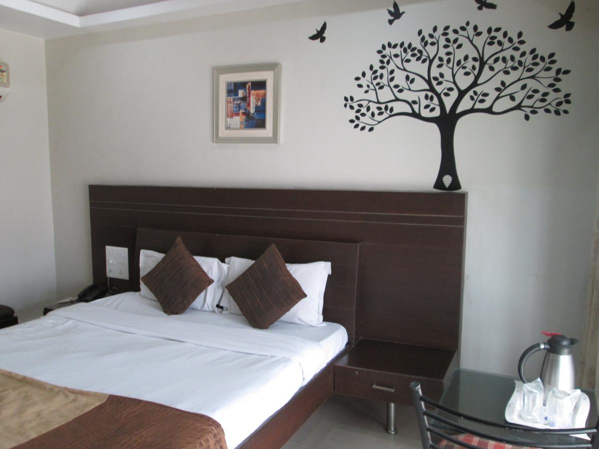 Hotel Imperial Classic Hyderabad Exterior foto