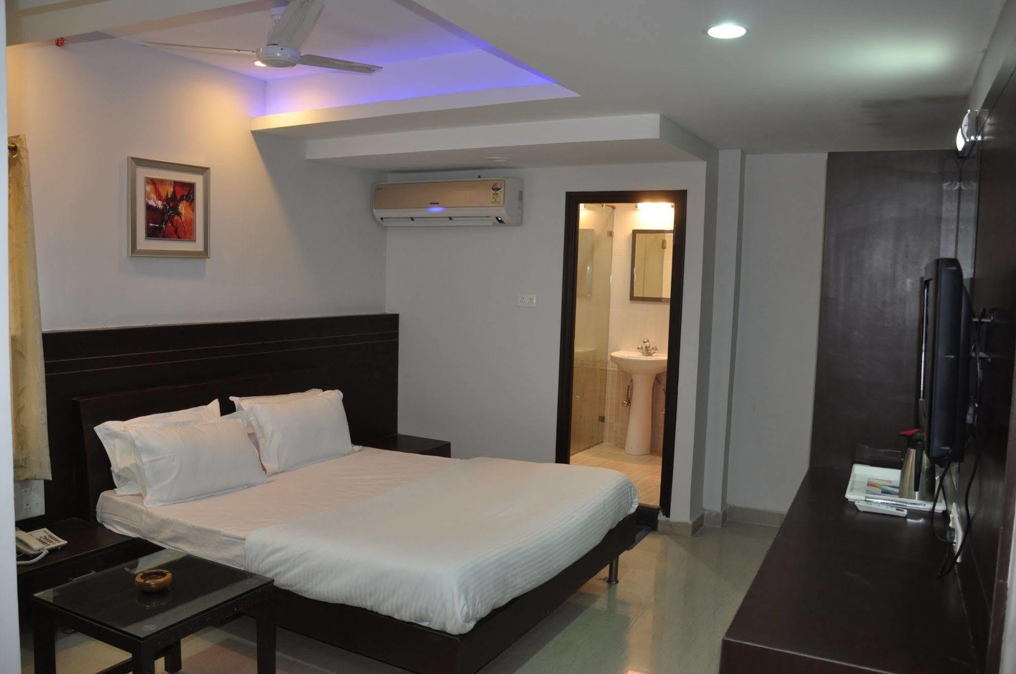 Hotel Imperial Classic Hyderabad Exterior foto
